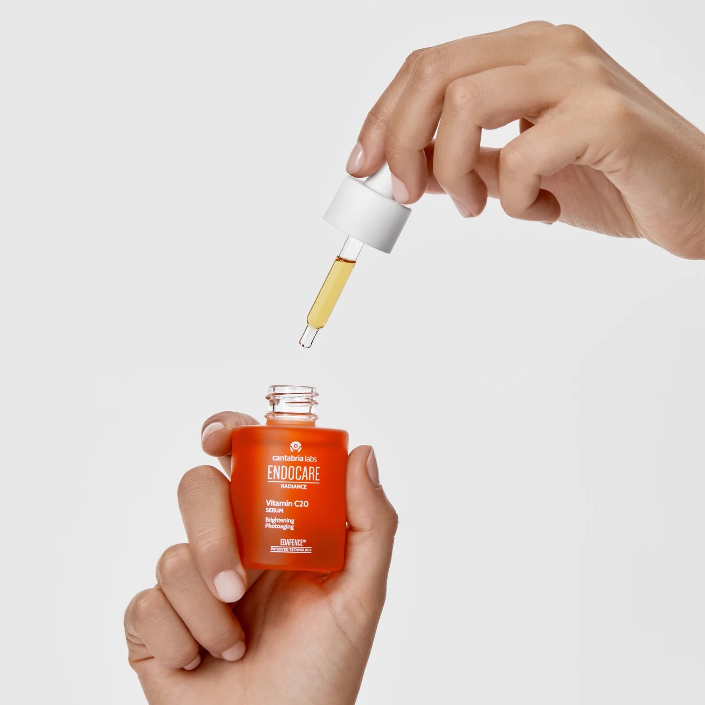 ENDOCARE Radiance Vitamin C20 Serum | C vitamīna serums, 30 ml — attēls 2